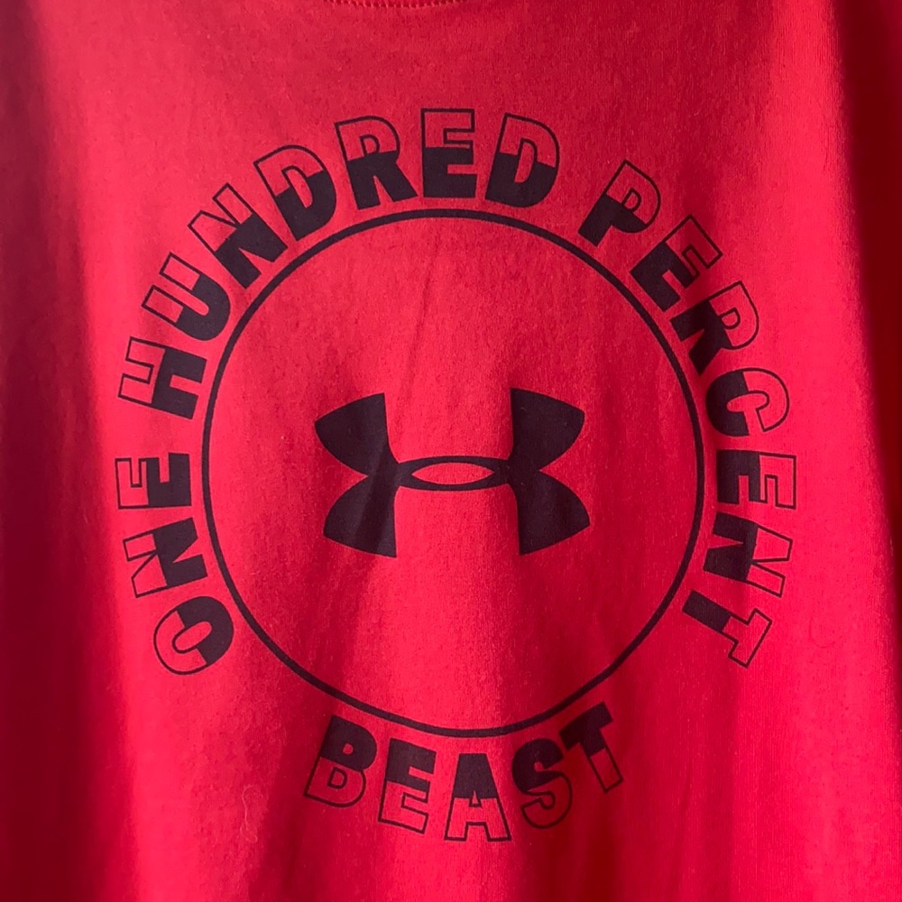 Under Armour Tshirt